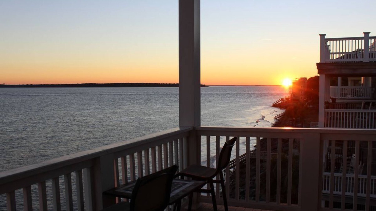 Saint Simons Island Condo | The Penthouse at High Tide - Best Views Right on the Beach - Great for Families!