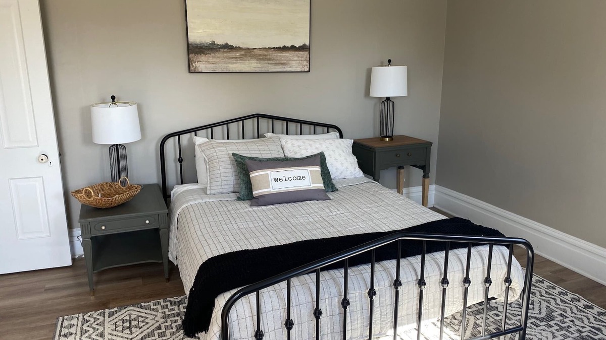 North Liberty House | The Peoples farm house is located in the heart of North Liberty.