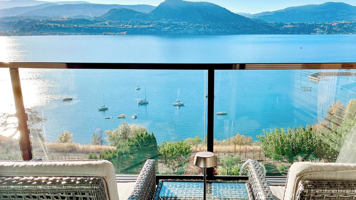 Okanagan-Similkameen House | 'The Perch' at Villa Magnolia: Luxury for Two in the Heart of Wine Country