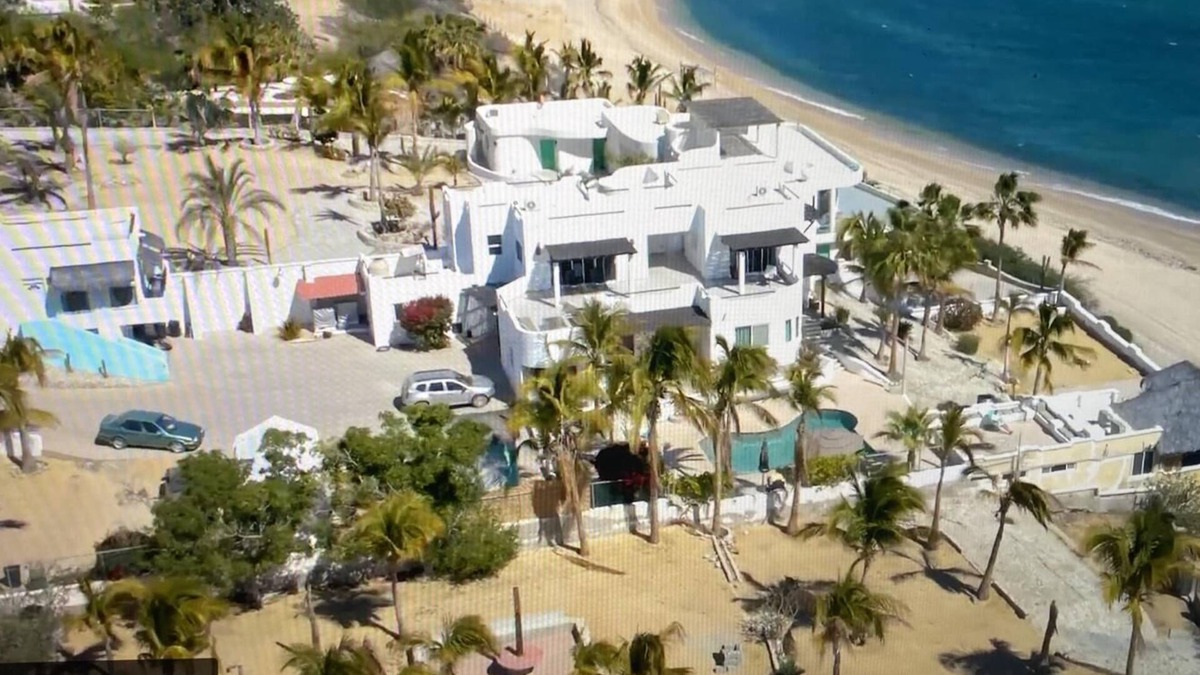 La Ventana House | The Perfect Beachfront Kiteboarding and Windsurfing Property in La Ventana.