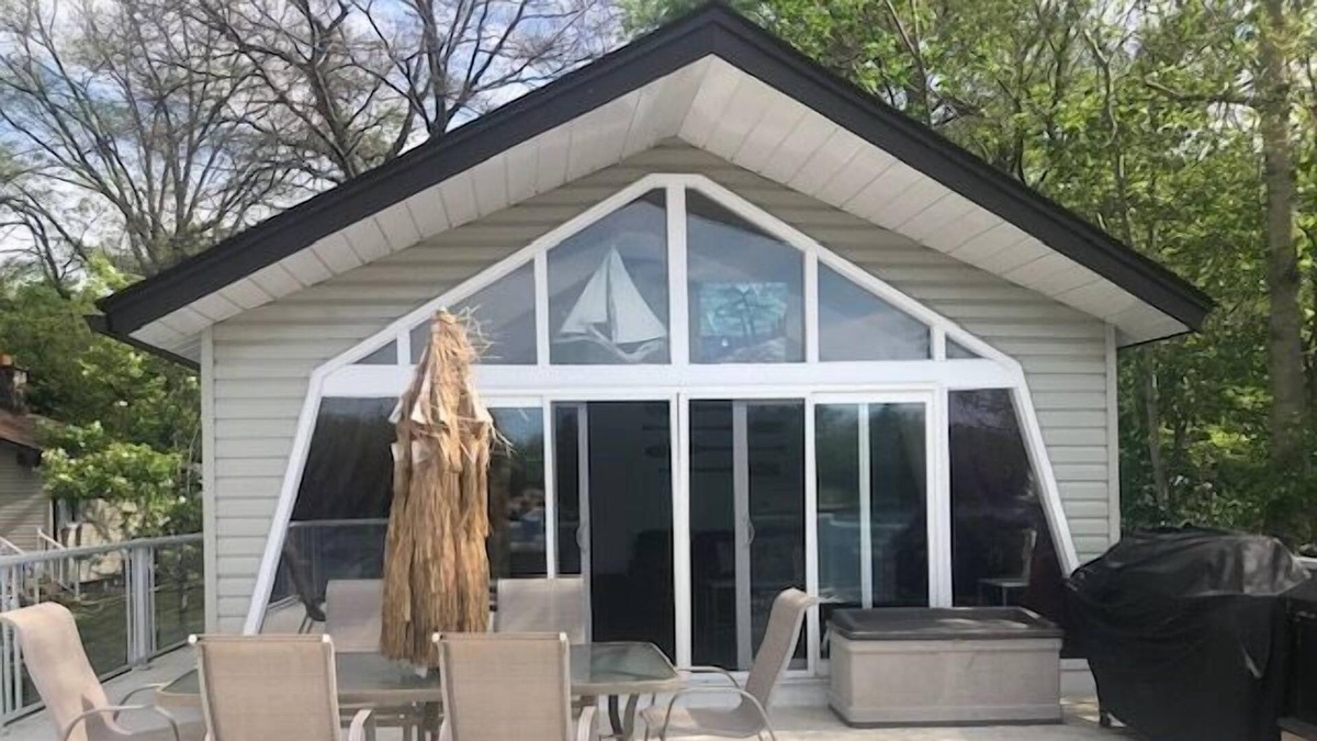 Georgian Bay Cabin | The perfect place to create unforgettable memories with your family and friends.