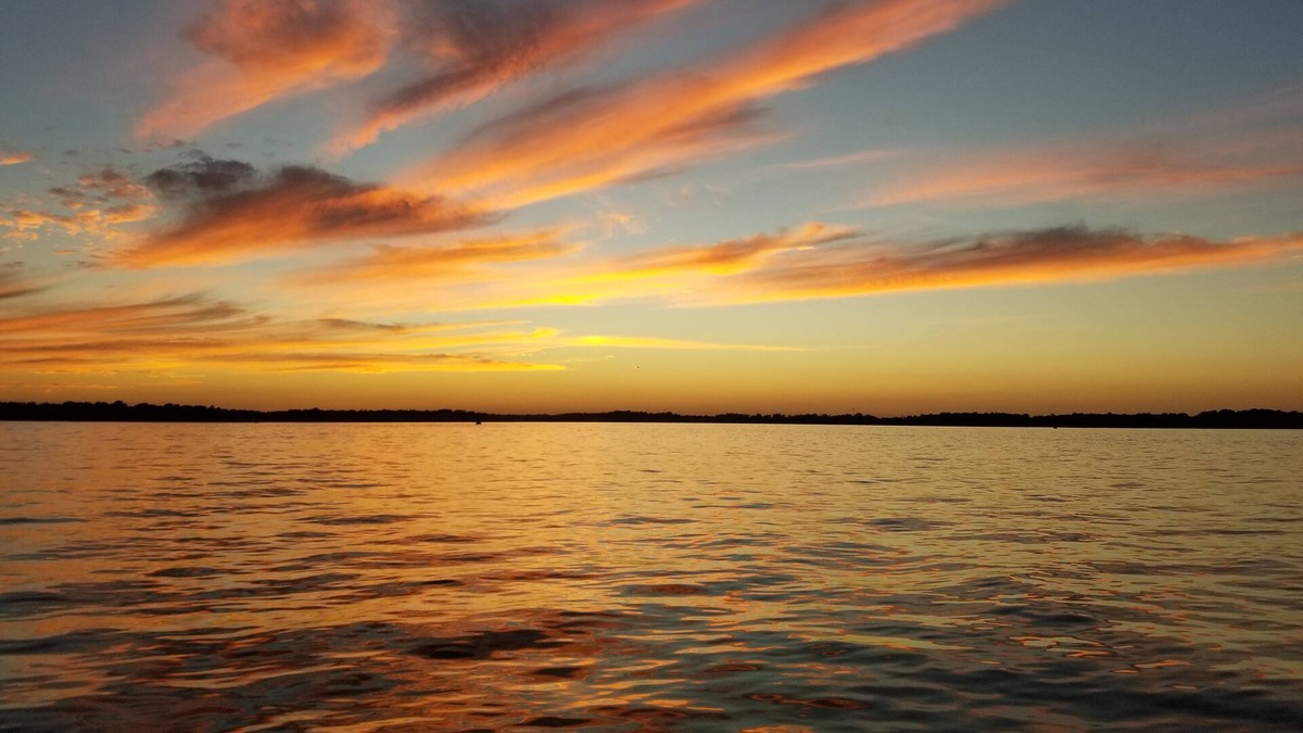Enchanted Hills Cottage | The perfect spot on Lake Wawasee