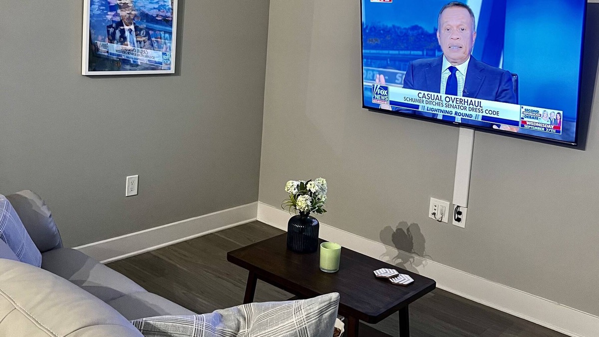 King of Prussia Apartment | The Perfect Studio