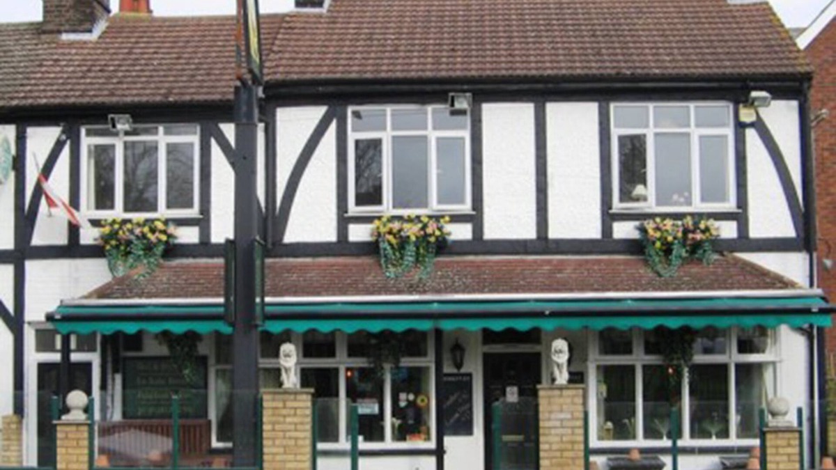 Dunstable Hotel | The Pheasant Inn