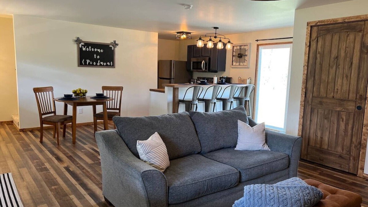 Chester House | The Piedmont Cabin - LPM