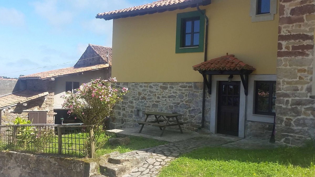 Priesca Cottage | The Piensu (APARTMENT 4 DUPLEX SEA VIEW)
