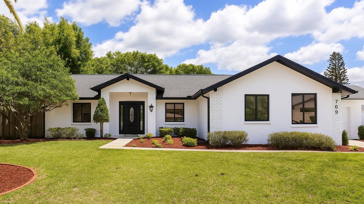 Orlando Villa | The Pine Meadows Retreat with Pool, Games, and Grill!