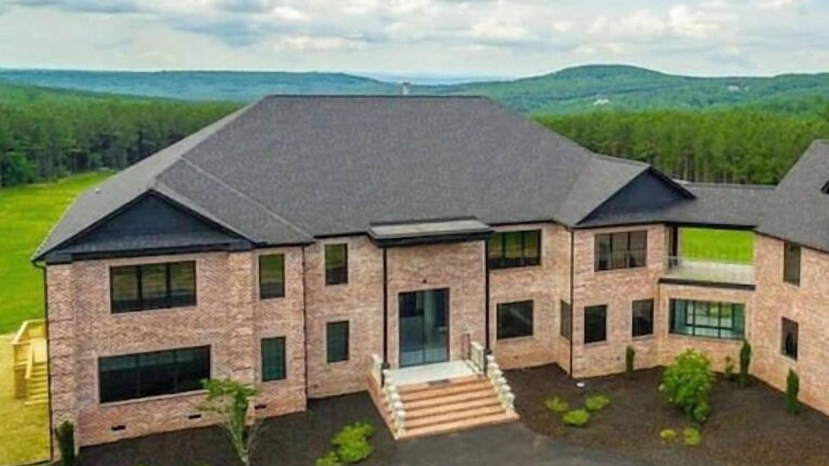 Signal Mountain House | The Pines at Signal Mountain with Hot Tub