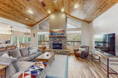 Torreon House | The Pineview Escape
