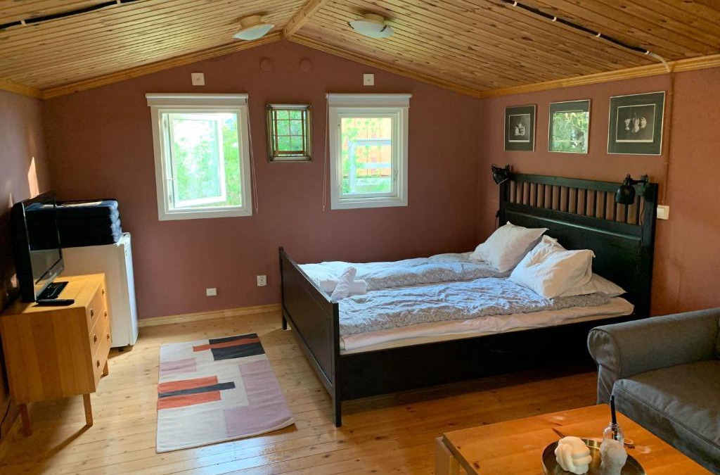 Fagerfjall House | The Pink Cabin
