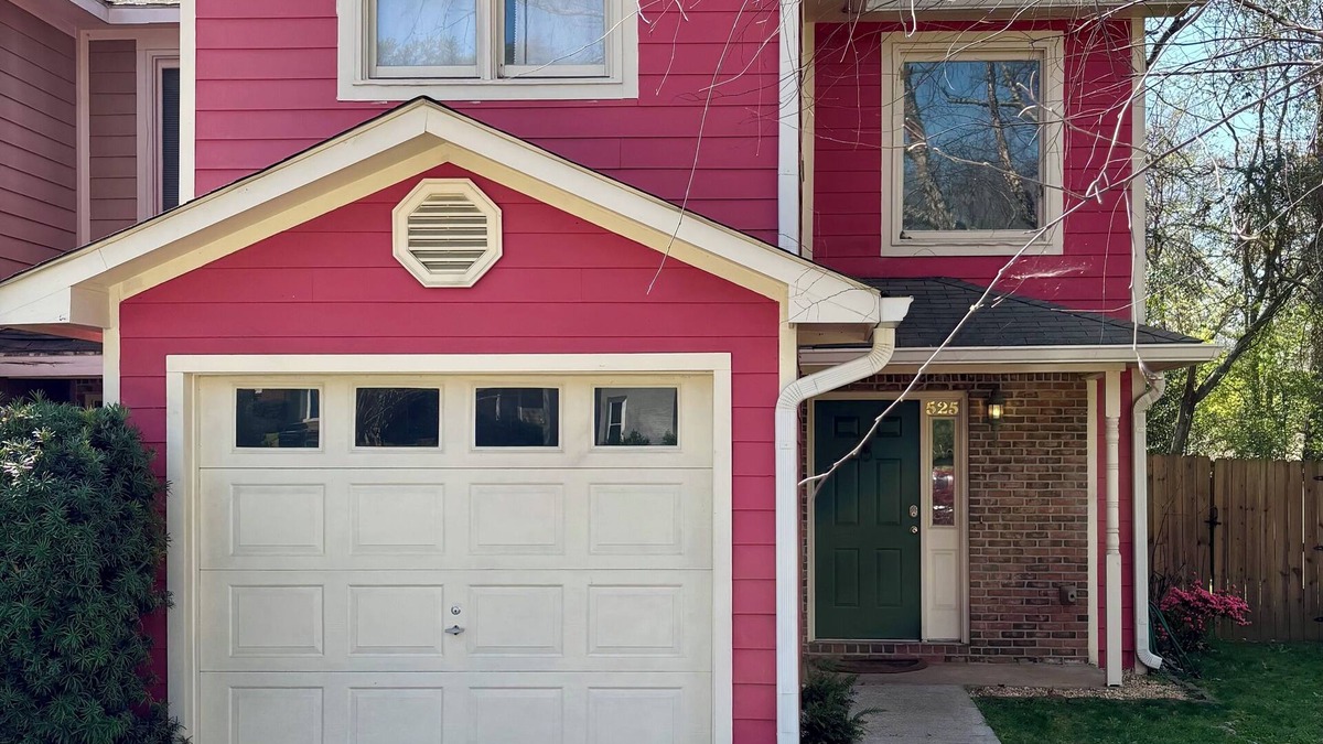 Auburn House | The Pink House!