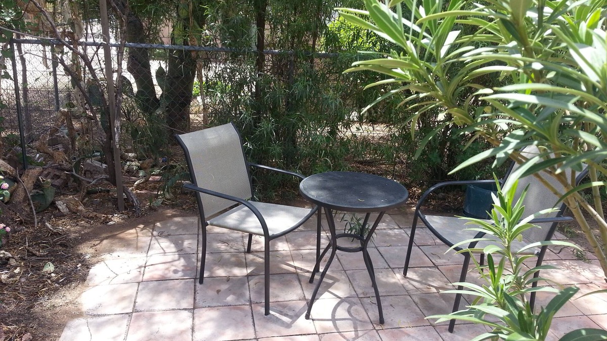 Jefferson Park Cottage | The Place on Waverly Adobe Guest House