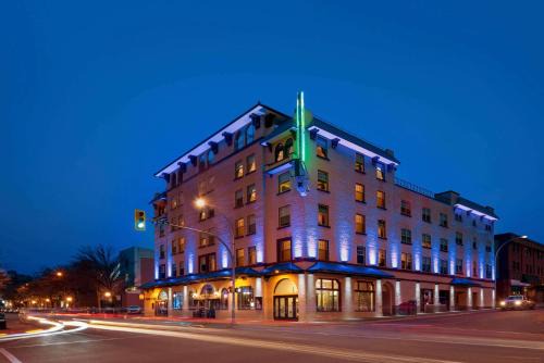 City Centre Hotel | The Plaza Hotel Downtown, Trademark Collection by Wyndham