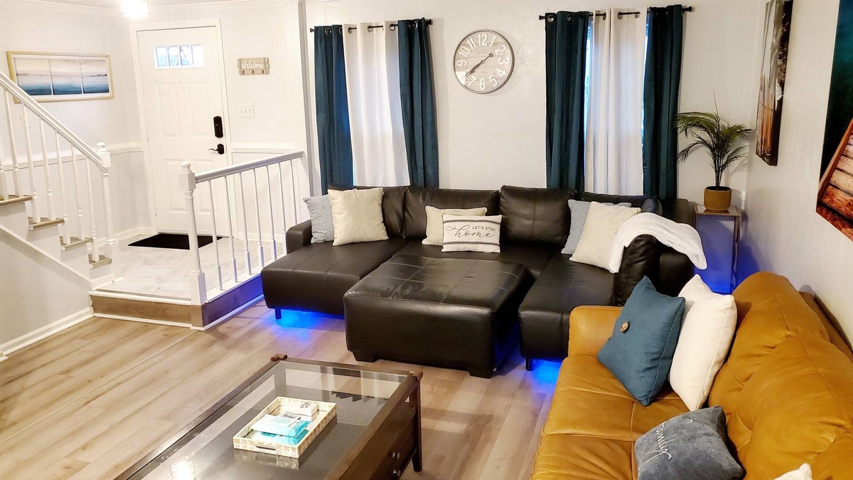 Norfolk - Virginia Beach House | The Point ⭐️ 3B Retreat Home by VB Town Center