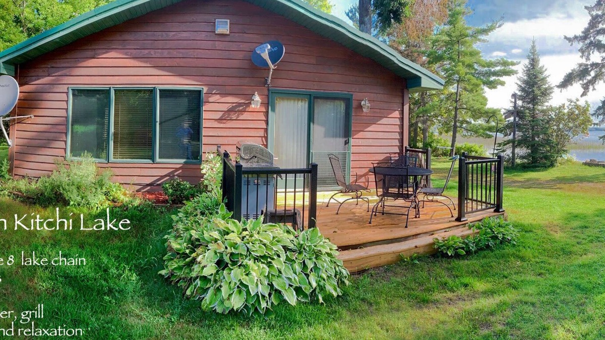 Cass Lake House | The Point- Between 2 shores, sand beach, canoe, cozy, click pic for Fall deals
