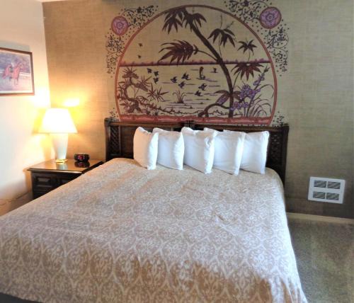 Ocean Shores Resort | The Polynesian Resort