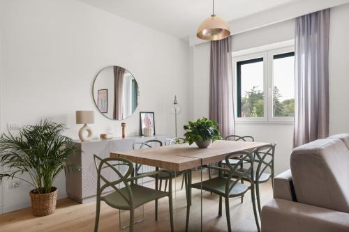 Quartiere XIII Aurelio Apartment | The Poolside House - new 2 bedroom apartment with terrace