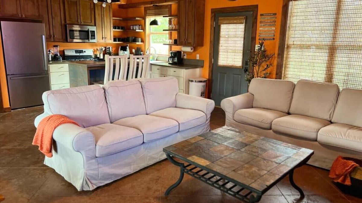 Athens House | The Posh Ranchmans Modern Casita