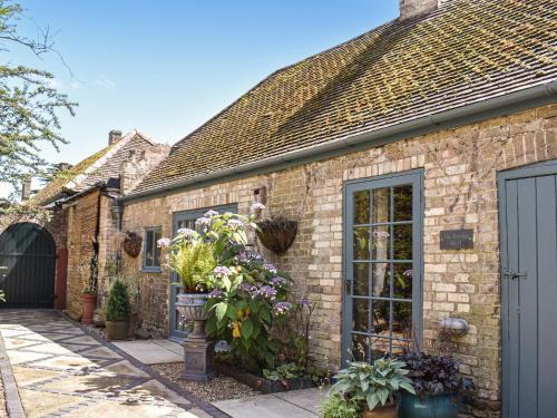Godmanchester House | The Potting Shed