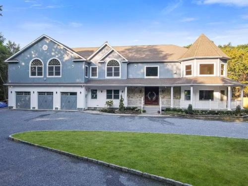 Bay Shore House | The President Mansion Luxurious 7BR Family Retreat home