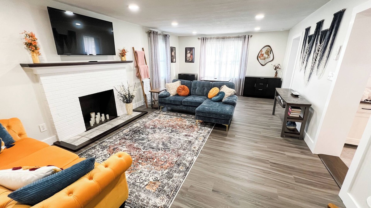 Leonardtown House | The Primary House - A Charming 3 Bedroom House in Leonardtown, MD