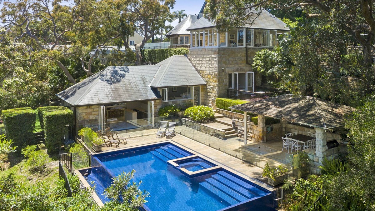 Palm Beach House | 'THE PRIORY' Luxury Collection Palm Beach