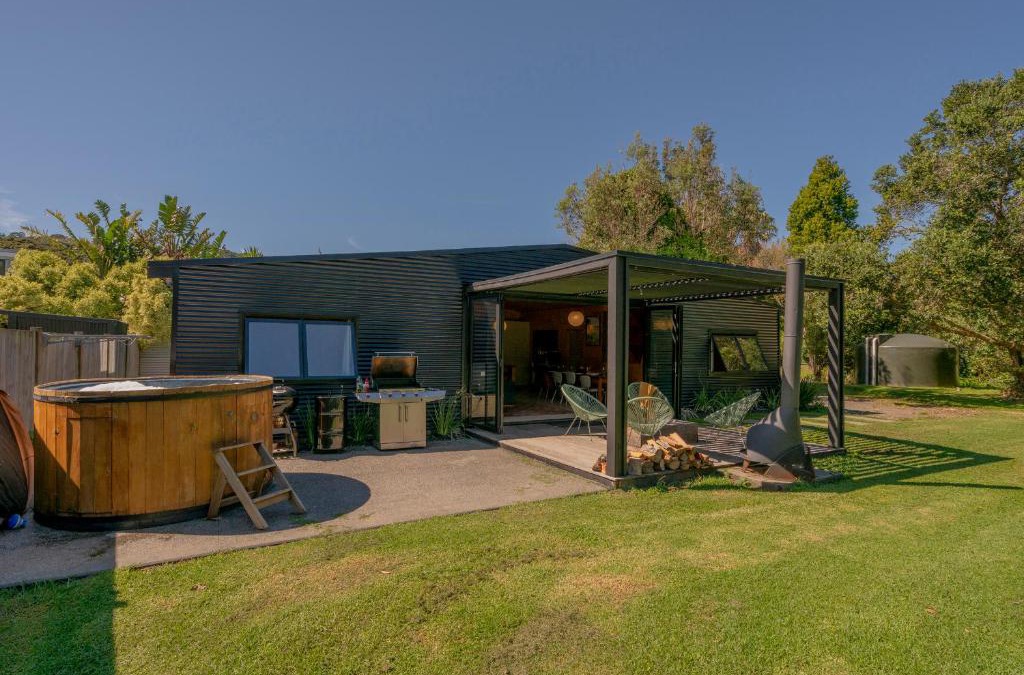 Kuaotunu House | The Pumpkin Shed - Kuaotunu Holiday Home