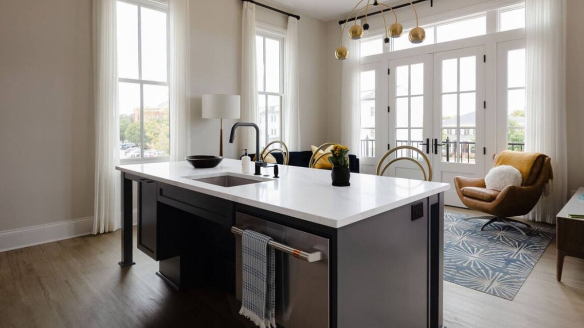 Prospect Hotel | The Purple Martin