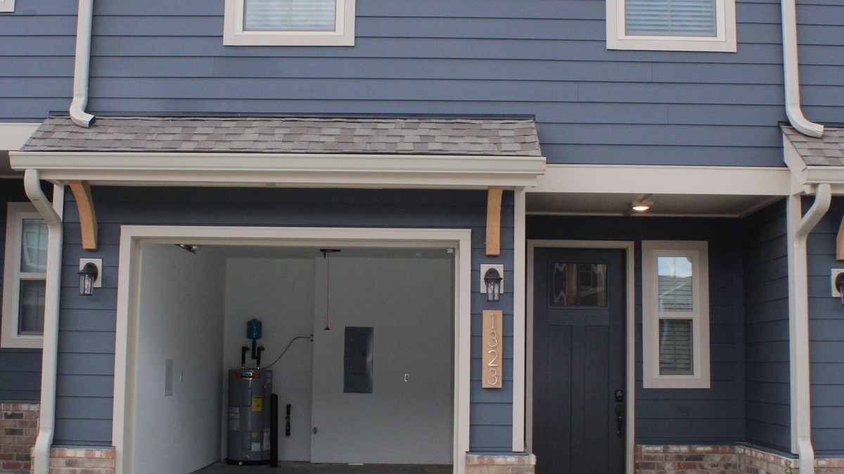 Alcoa Condo | The Purrfect Stay