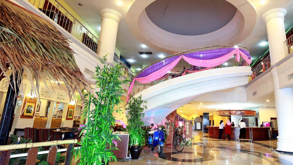 Kampung Guar Syed Alwi Hotel | The Putra Regency Hotel