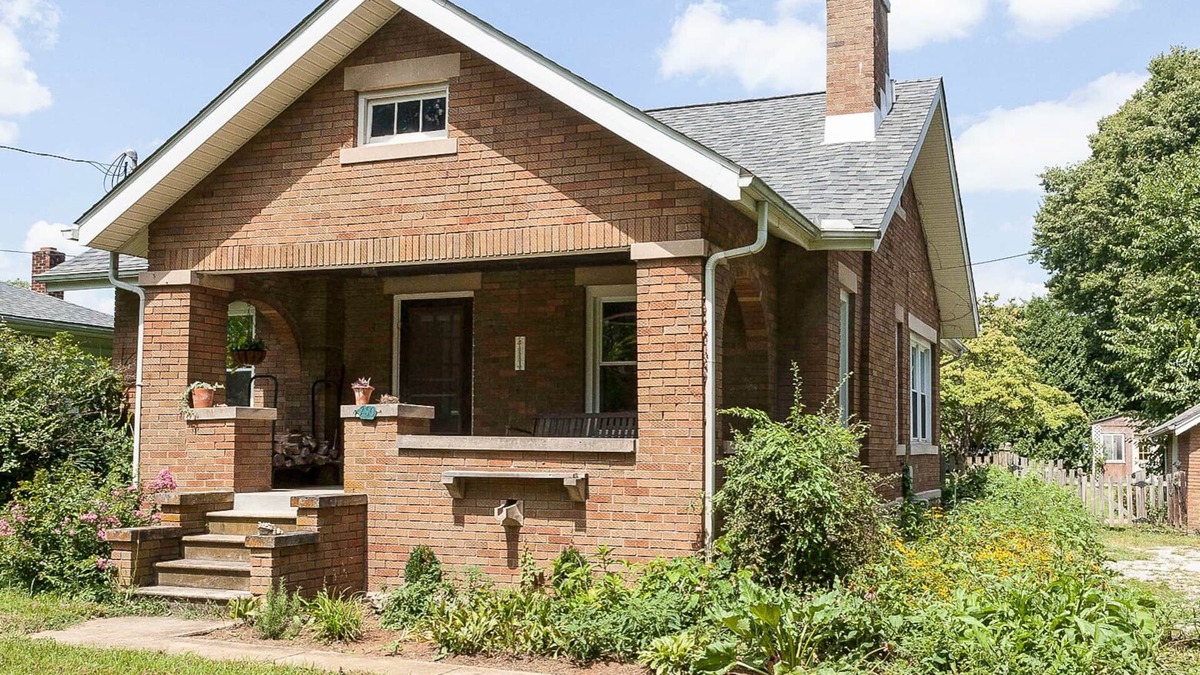 Bloomington House | The Quarryman's Home