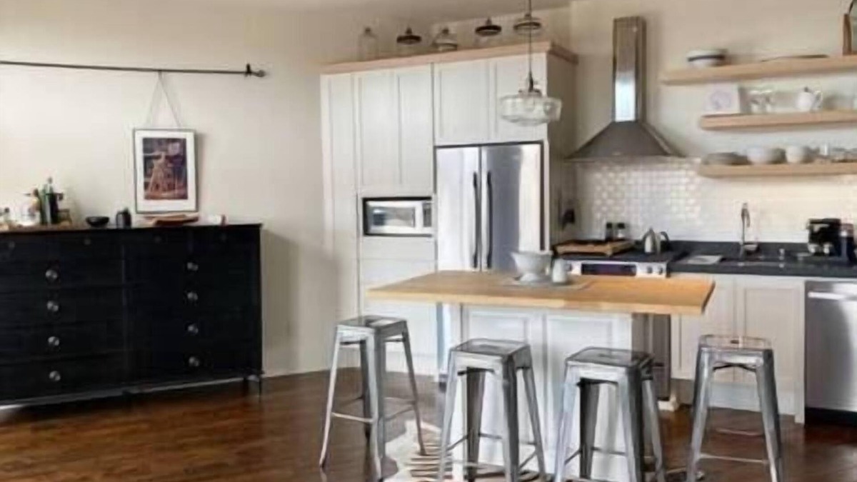 Grafton Apartment | The Quarters | Suite 5