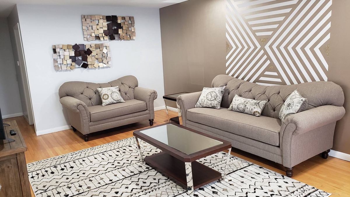 Calumet City Apartment | The Quiet Zone in Calumet City