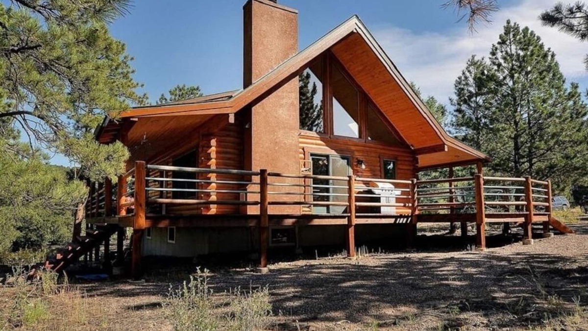 Hillside House | The "Quintessential" Cabin in the Woods.