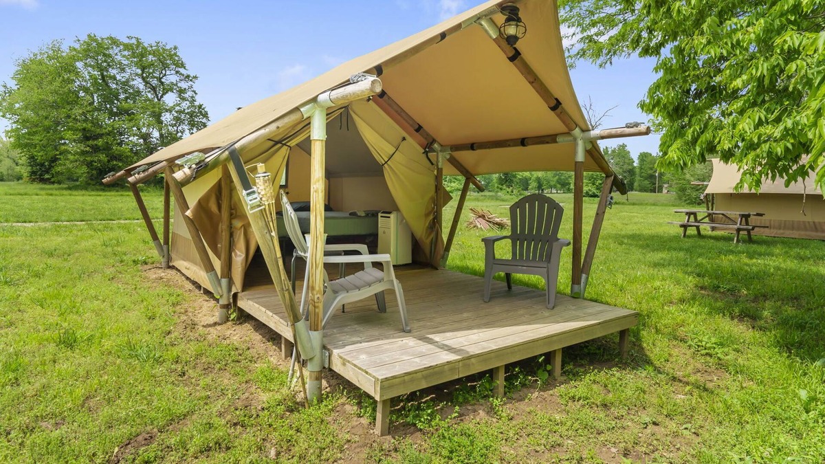 Peace Valley RV Rental | The Rainer- our smallest accommodation