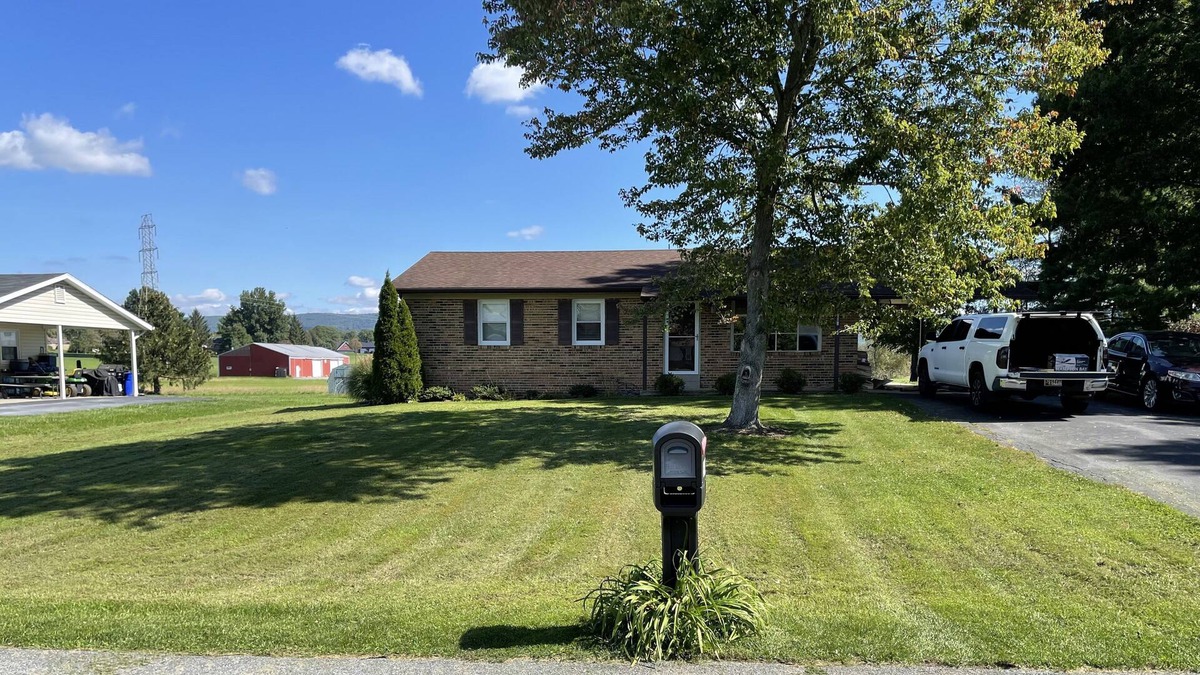 Middletown House | “The Rambler” in Beautiful Middletown, MD