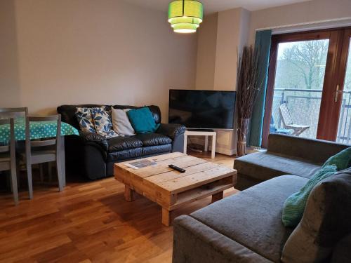 Crawley Apartment | The Rampling's