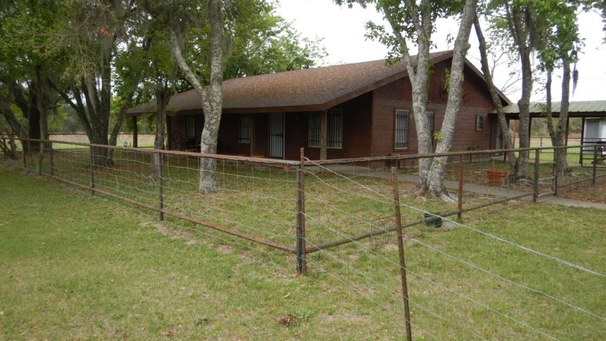 Porter House | The Ranch House/110 Acres