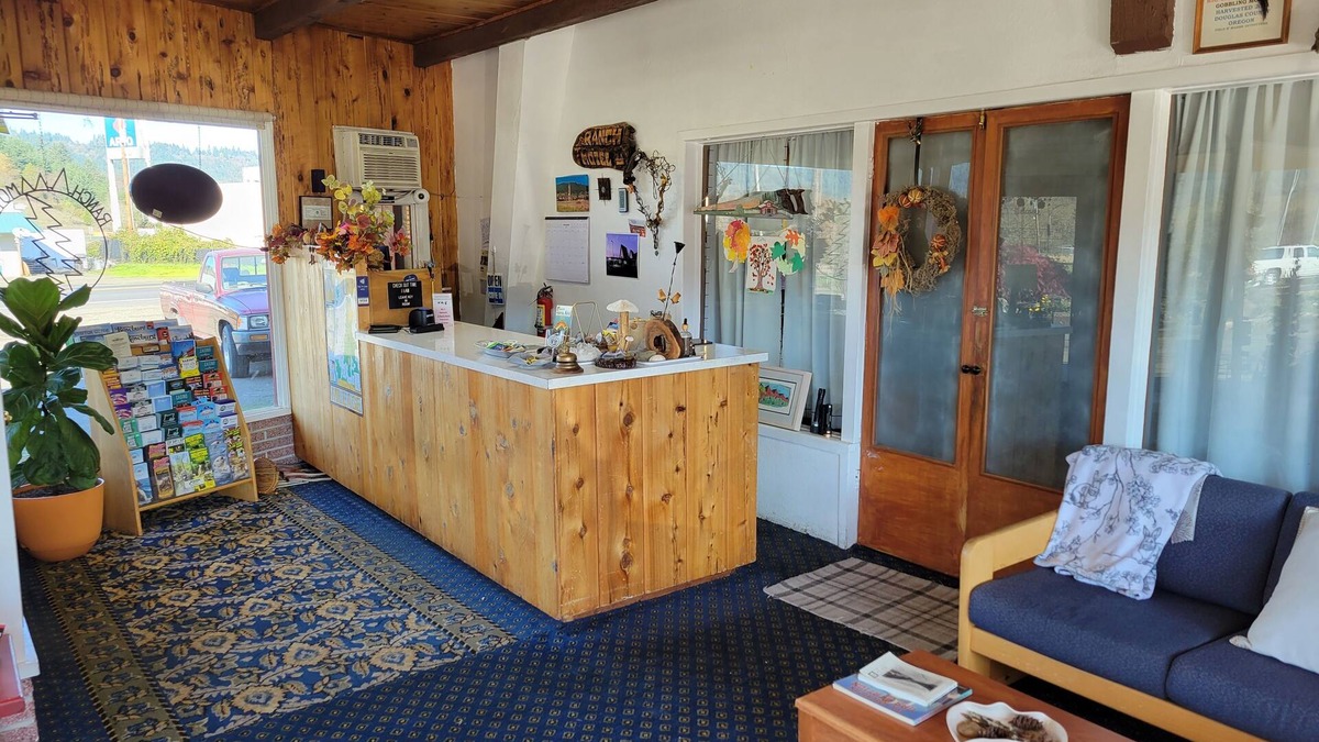 Rice Hill Hotel | The Ranch Motel by OYO Oakland I-5
