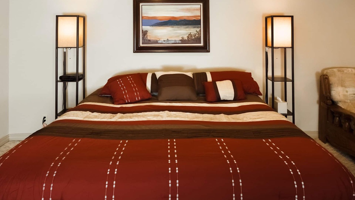 Hill County House | THE RANCH ROOM - Mountain Lakeview Lodge ~ Enjoy your stay!
