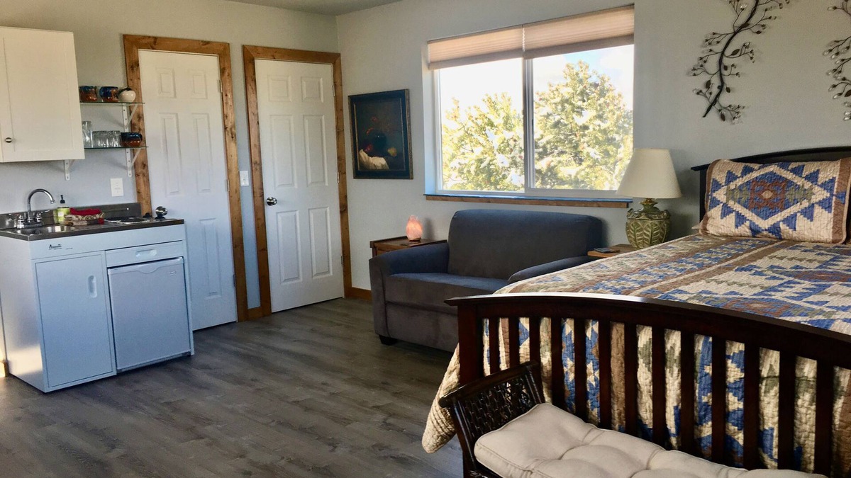 Baca Grande Apartment | The Raven's Nest - Inspiration, Solitude, & Nature