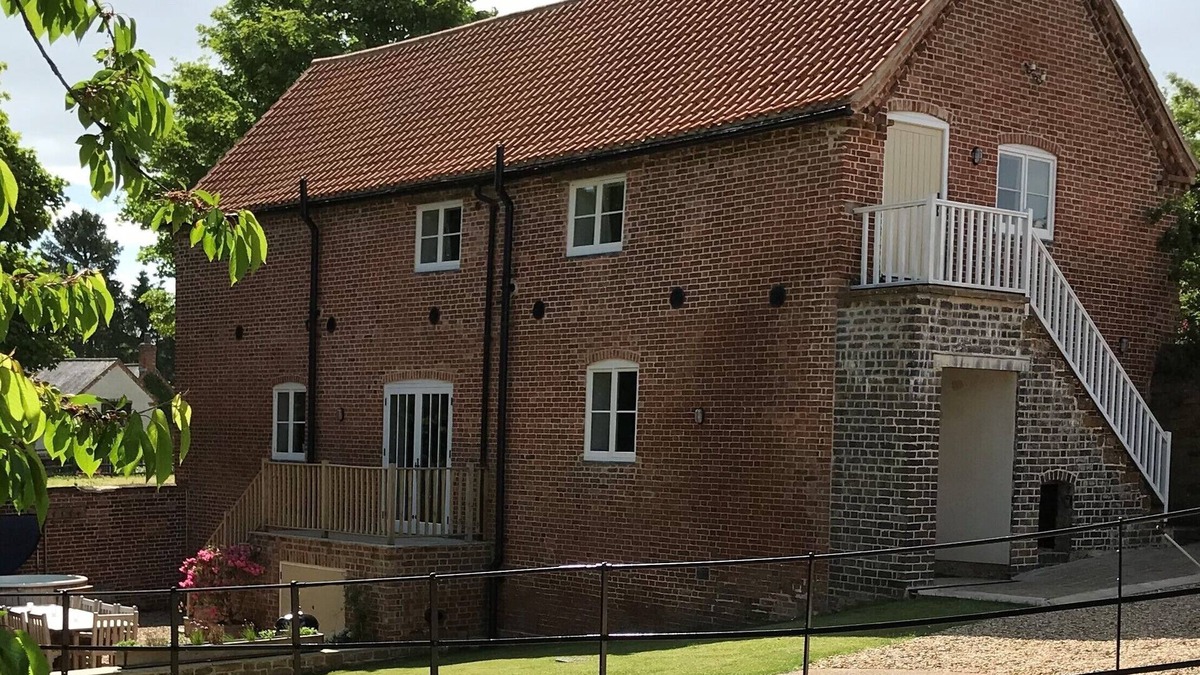 Stathern House | The Red Barn at Goadby Marwood, Leicestershire