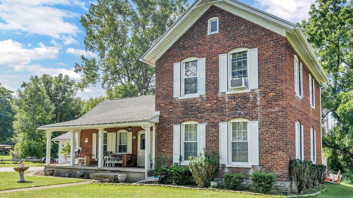 Farnham Other | The Red Brick Homestead