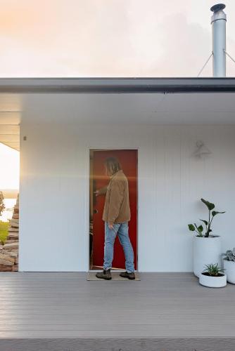 Strahan House | The Red Door Strahan
