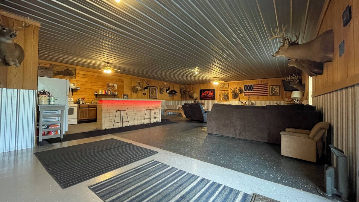 Wallingford House | The Red Lodge! Pet Friendly!