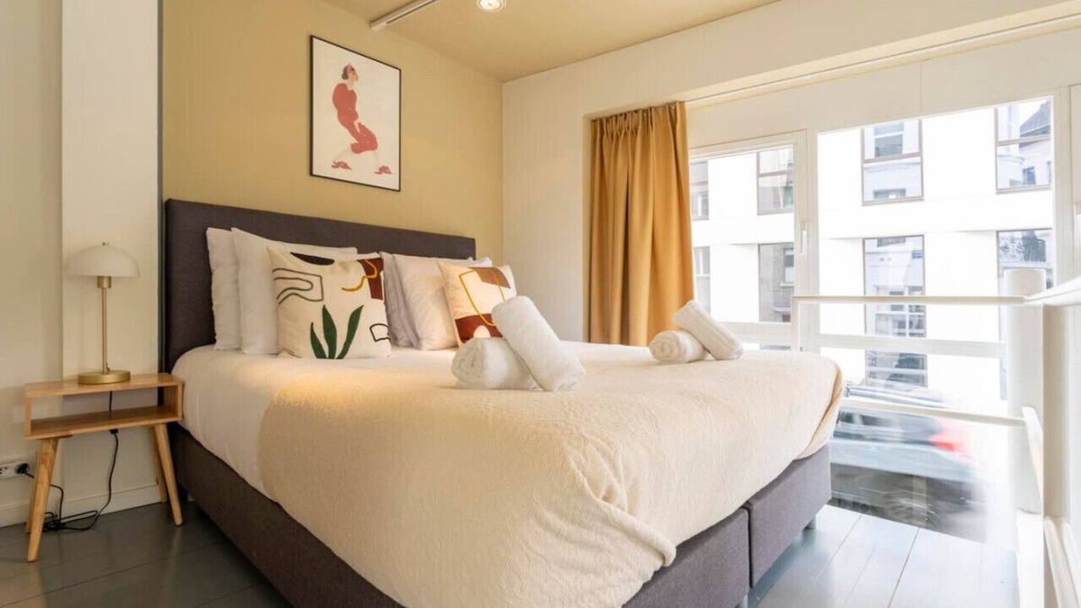 Antwerp Apartment | The Red With Pearls by SHWAY