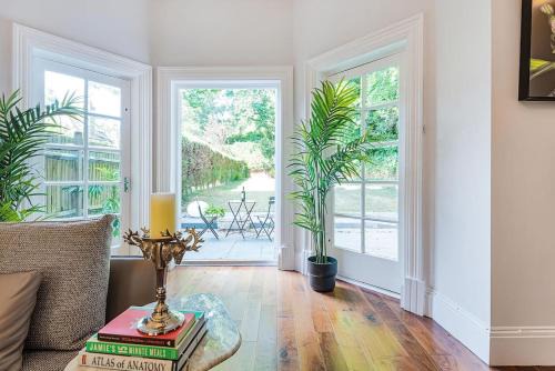 Frognal and Fitzjohns Apartment | The Redington Royal