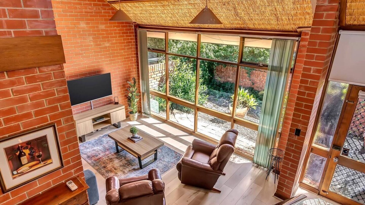 Norwood Apartment | The Redstone Experience Adelaides Inner east