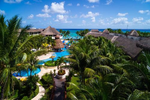Zazil-ha Resort | The Reef Coco Beach Resort & Spa- Optional All Inclusive