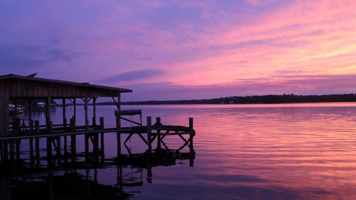 Fruitland Cottage | The Reeling Inn on the River